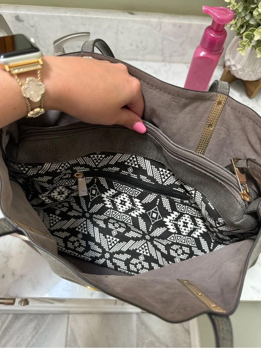 Authentic Tory Burch Amanda Embossed Leather Tote (Gray), circa 2013–2014